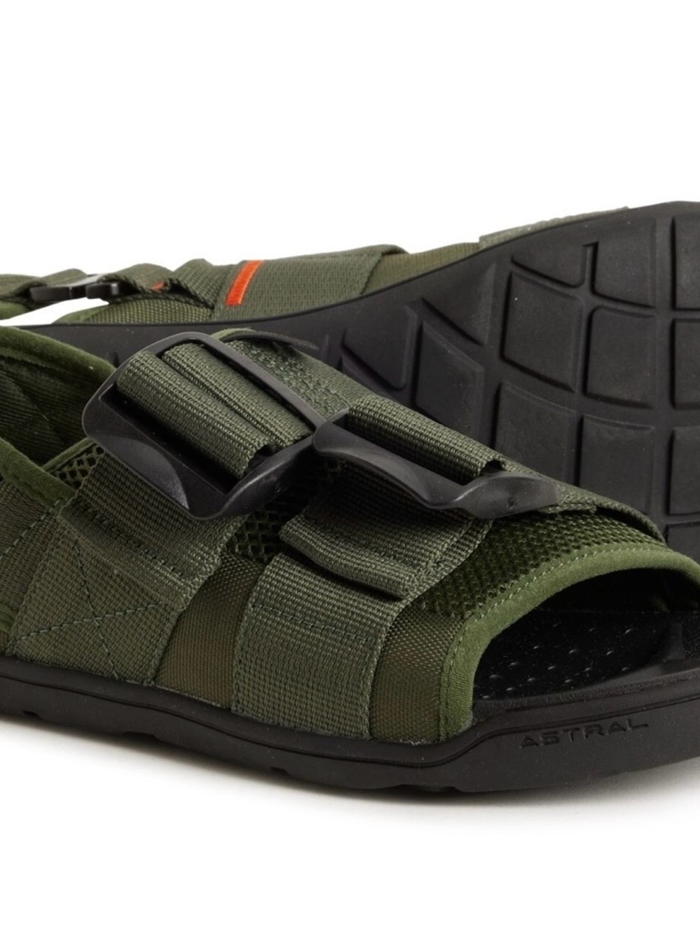 Astral Olive Green Men's Adjustable Outdoor Sandals Size 9 pre-owned